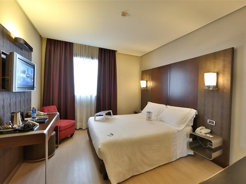 Best Western Hotel Goldenmile Milan Trezzano sul Naviglio Eksteriør billede